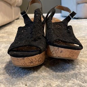 Black cork wedges